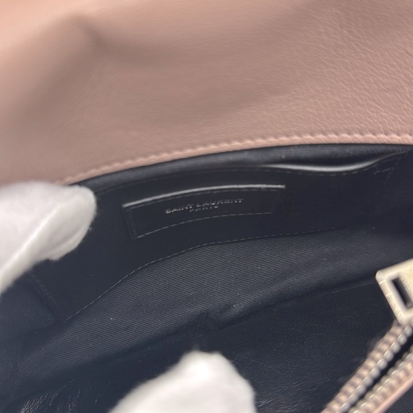 ‼️SOLD‼️Saint Laurent Classic College Bag Matelasse Chevron Leather Medium - Picture 16 of 17